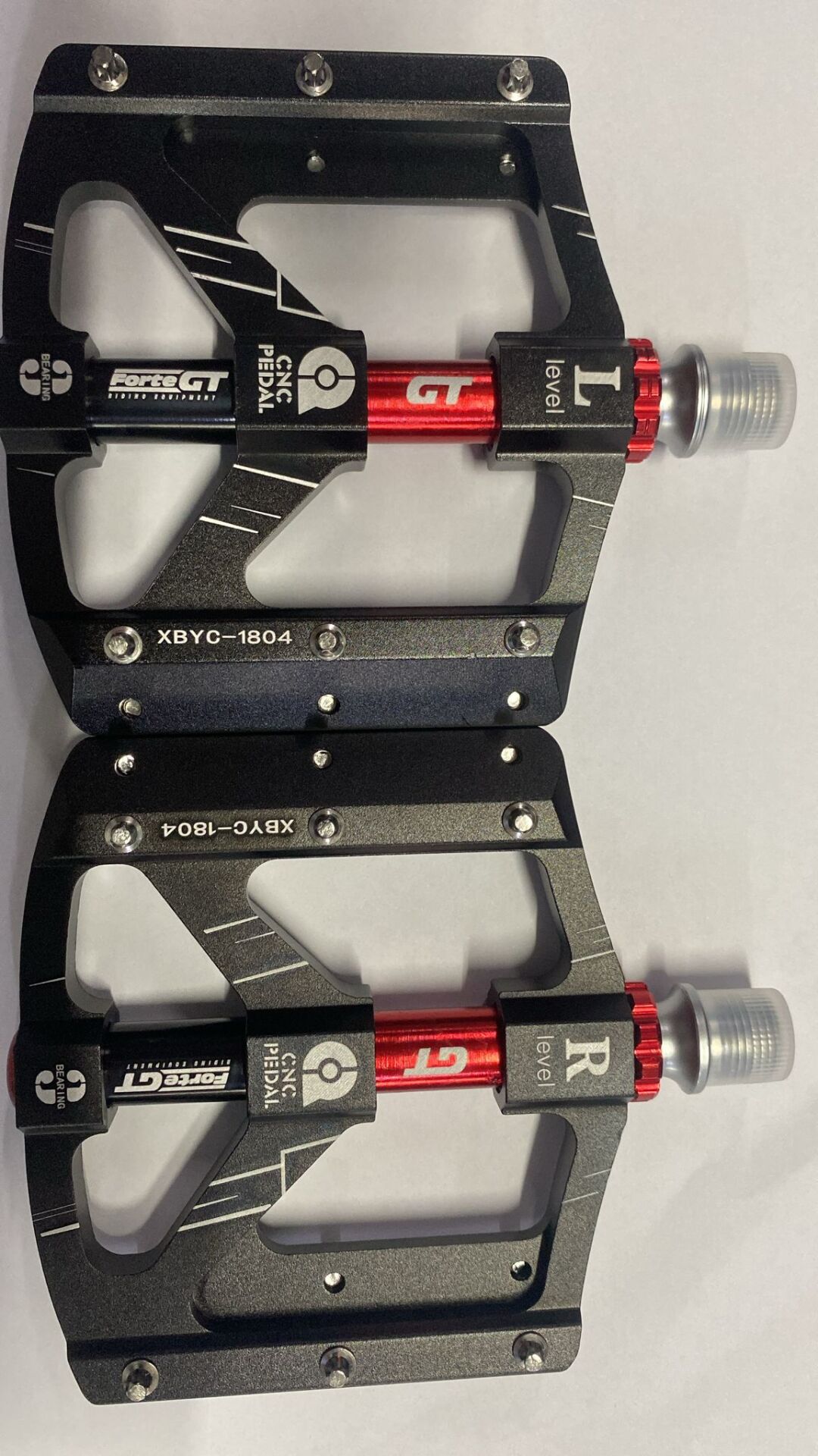 BİSİKLET PEDAL XBYC 1804 ALÜMİNYUM ÇİVİLİ PLATFORM SİYAH