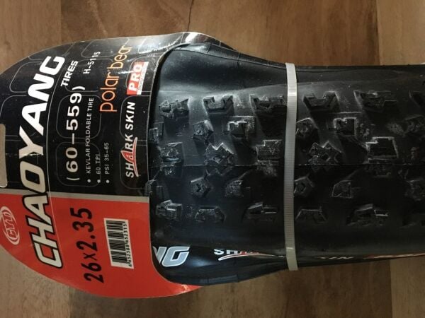 CHAOYANG SHARK SKIN PRO 26/2,35