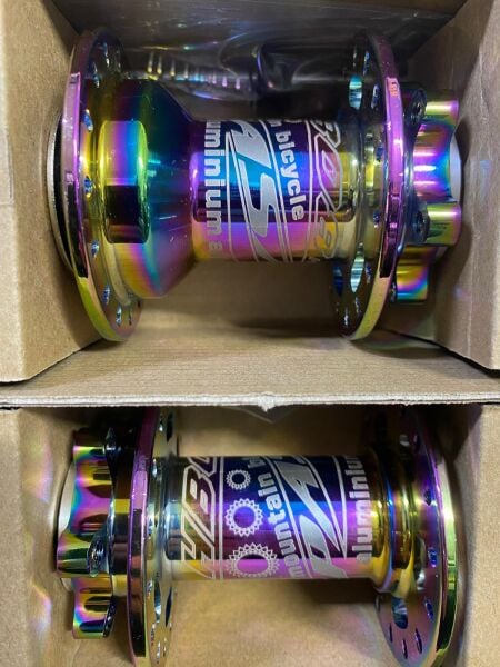 BİSİKLET ÖN ARKA HAZNE SETİ PASAK 32 DELİK HUB SESLİ RAİNBOW