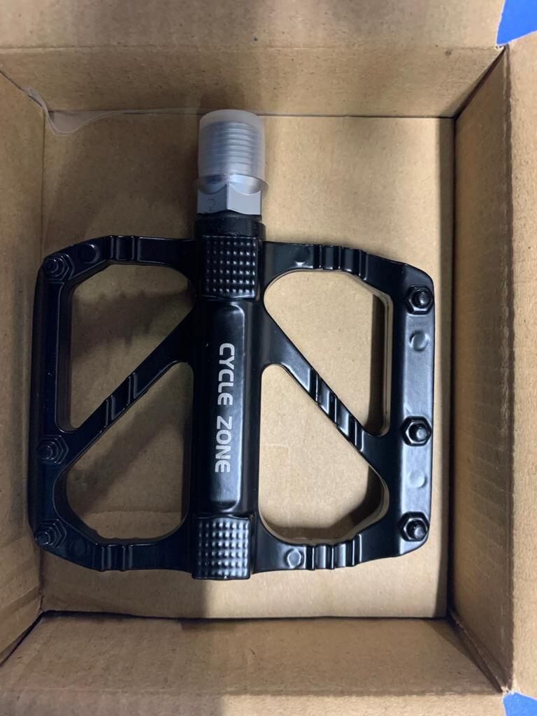 ALÜMİNYUM PEDAL RULMANLI DAR EN 9 BOY 8 CM'DİR.